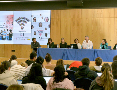 Jornada en el centro universitario sobre las personas en situación de sinhogarismo