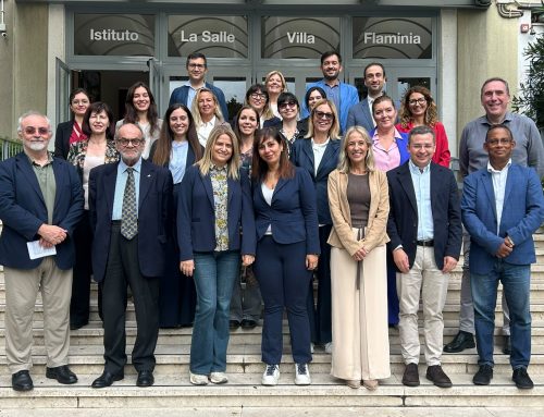 Veinte directivos del Distrito Italia culminan su formación en el Programa Superior de Dirección de Centros Educativos